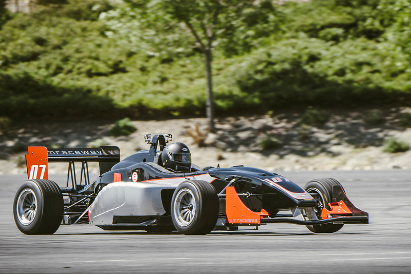Illustration for article titled I Went To Formula 3 Driving School And It Was Terrifying And Amazing